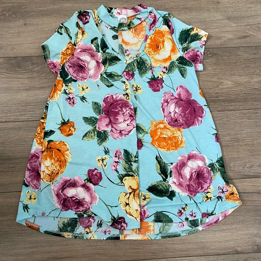 Choker neck top
